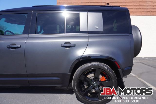 Used 2023 Land Rover Defender 110 X image 32