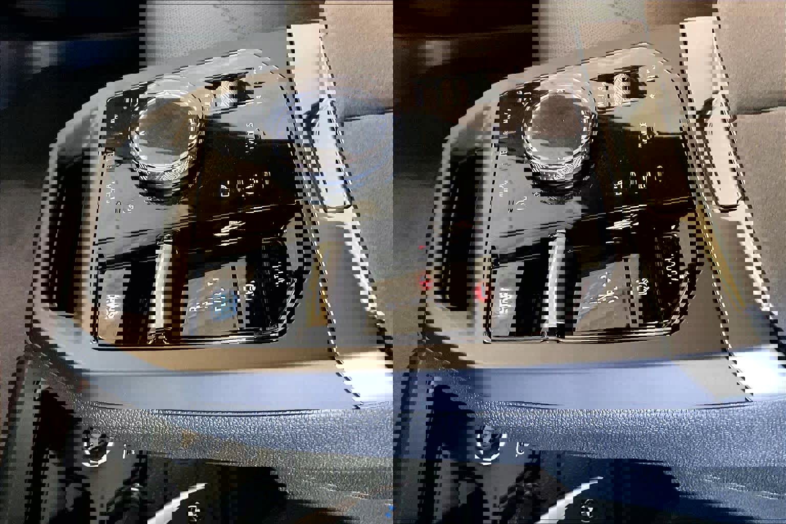 Used 2026 BMW iX xDrive60 w/ M Sport Package image 7