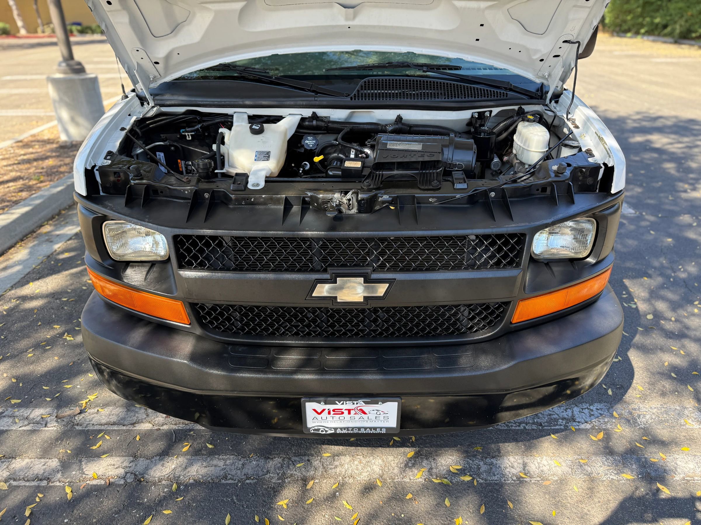 Used 2015 Chevrolet Express 2500 image 31