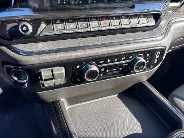 Used 2026 Chevrolet Silverado 2500 ZR2 AWD/4WD image 23