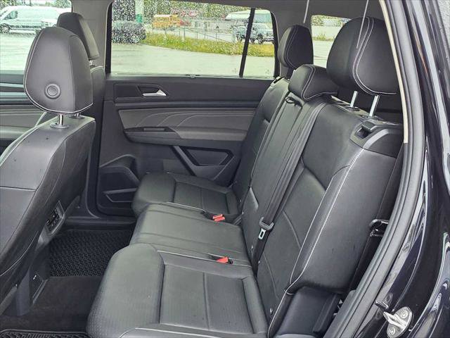 Used 2023 Volkswagen Atlas SE w/ Panoramic Sunroof Package AWD/4WD image 16