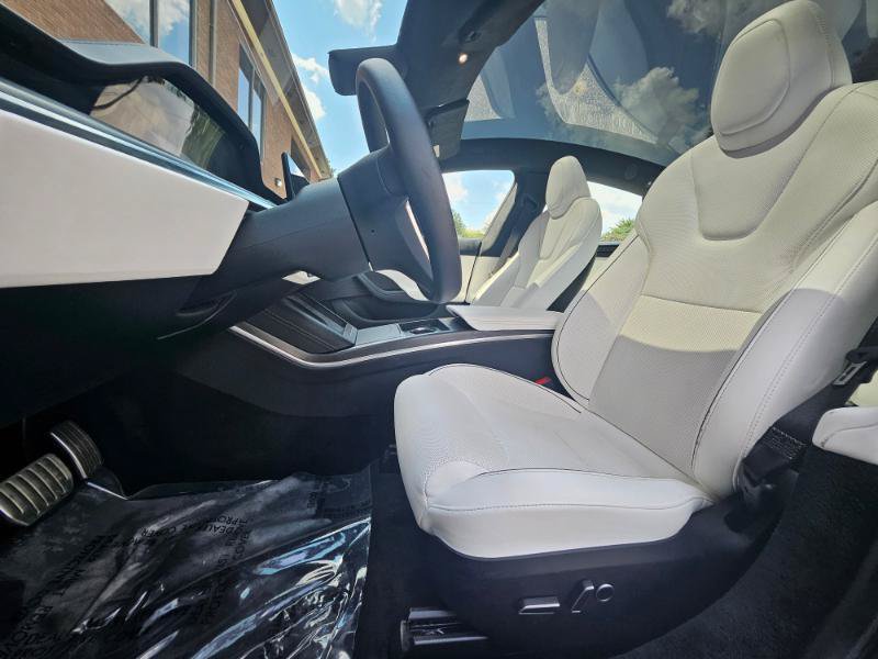 Used 2023 Tesla Model S Plaid AWD/4WD image 37