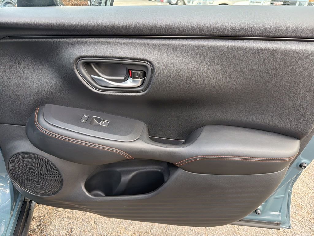 Used 2025 Honda HR-V Sport image 25