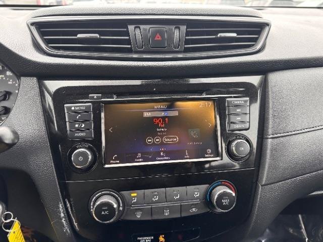 Used 2020 Nissan Rogue S AWD/4WD image 27