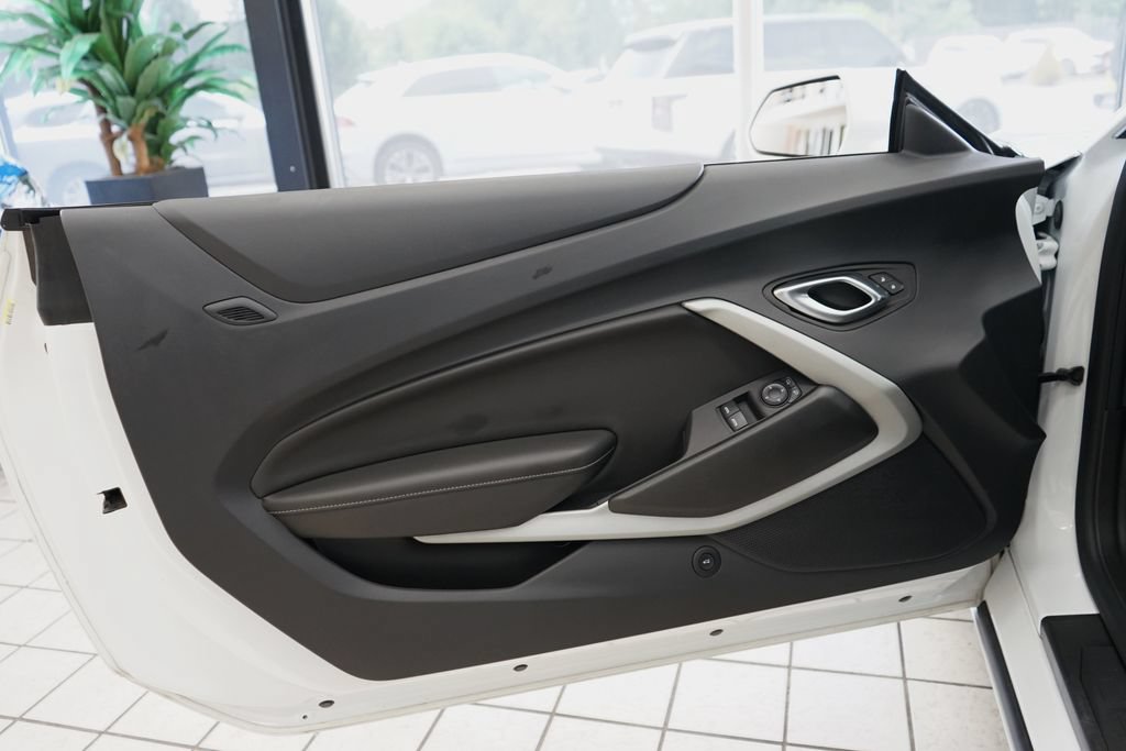 Used 2023 Chevrolet Camaro LT RWD image 22