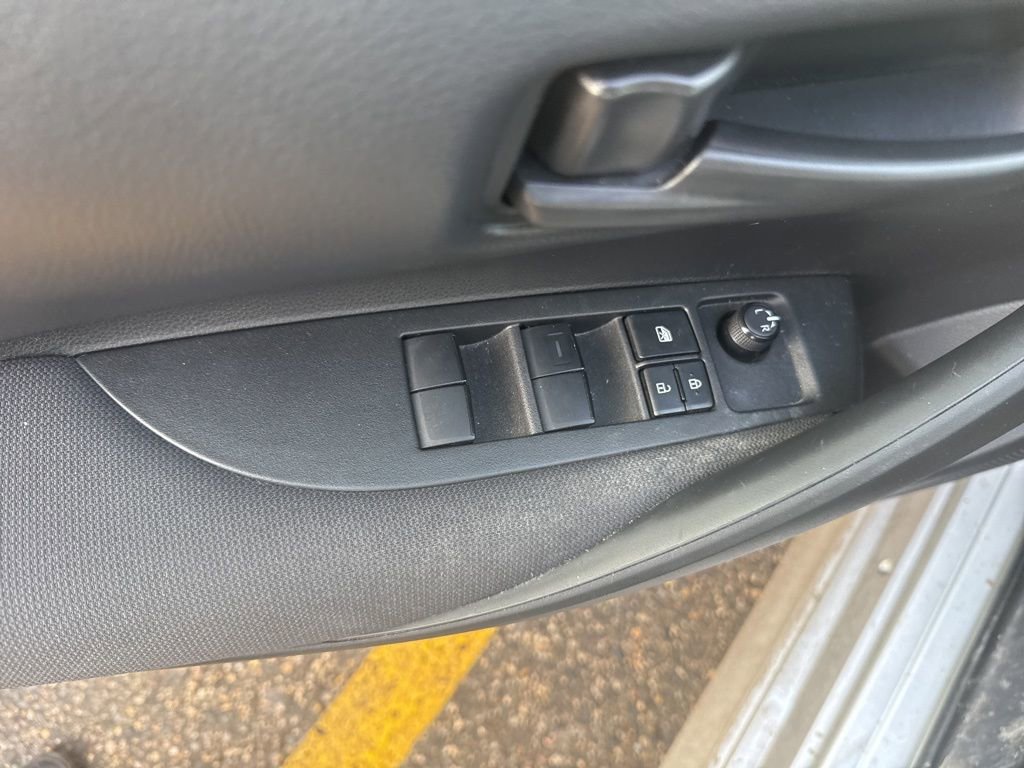 Used 2024 Toyota Corolla LE image 11