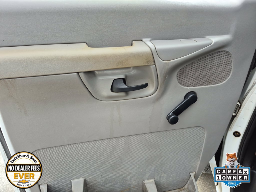 Used 2002 Ford E-150 and Econoline 150 RWD image 14