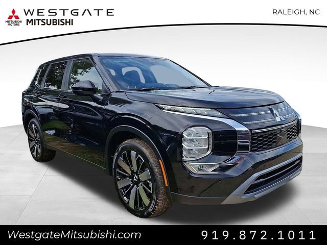 New 2025 Mitsubishi Outlander SE
