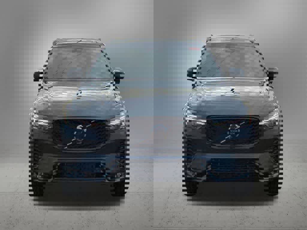 New 2026 Volvo XC60 B5 Plus w/ Protection Package Premier image 9