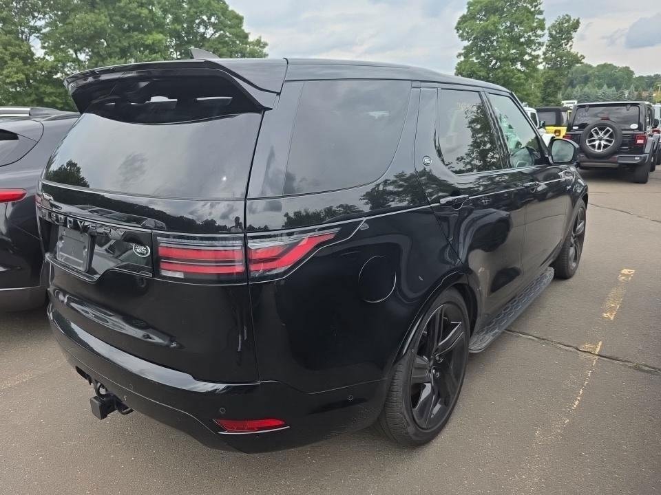 Used 2023 Land Rover Discovery S R-Dynamic AWD/4WD image 3