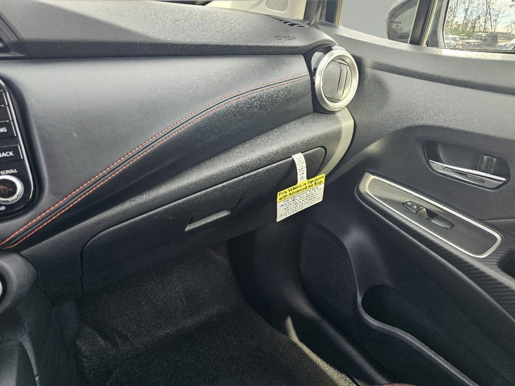 New 2025 Nissan Versa SR image 23