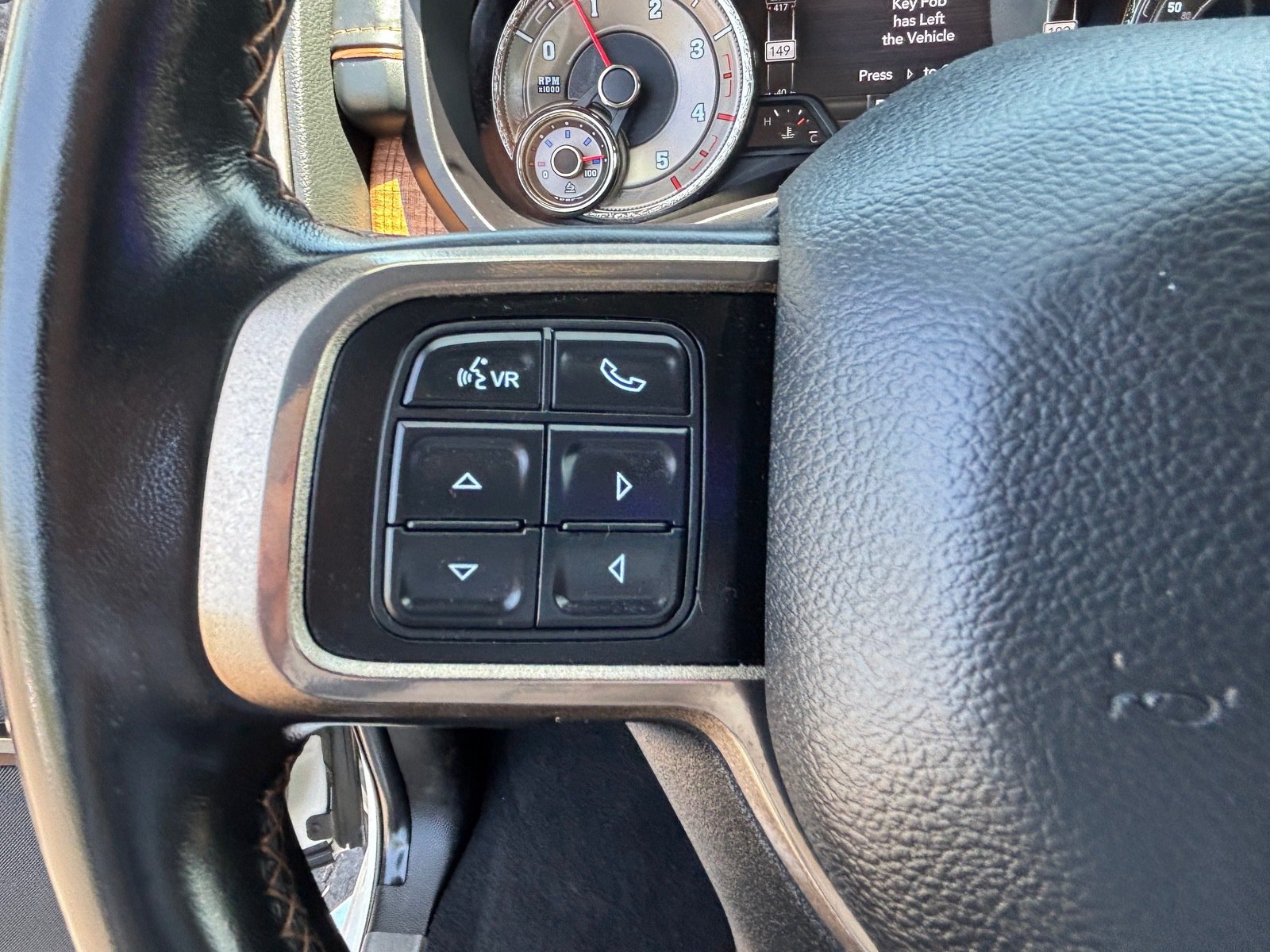Used 2022 RAM 2500 Limited AWD/4WD image 22