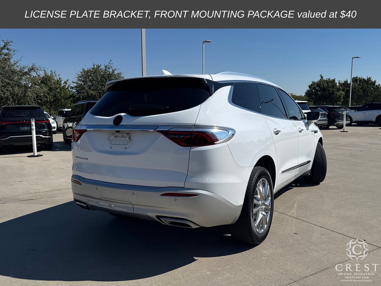 Used 2024 Buick Enclave Essence w/ Experience Buick Package FWD image 2