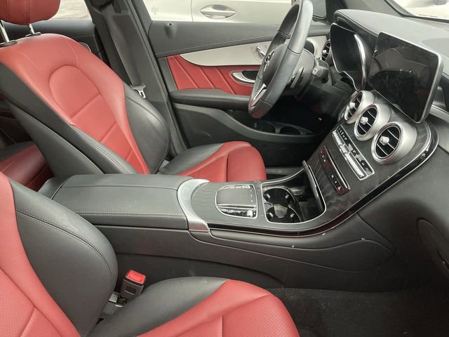 Used 2022 Mercedes-Benz GLC 300 4MATIC Coupe image 12