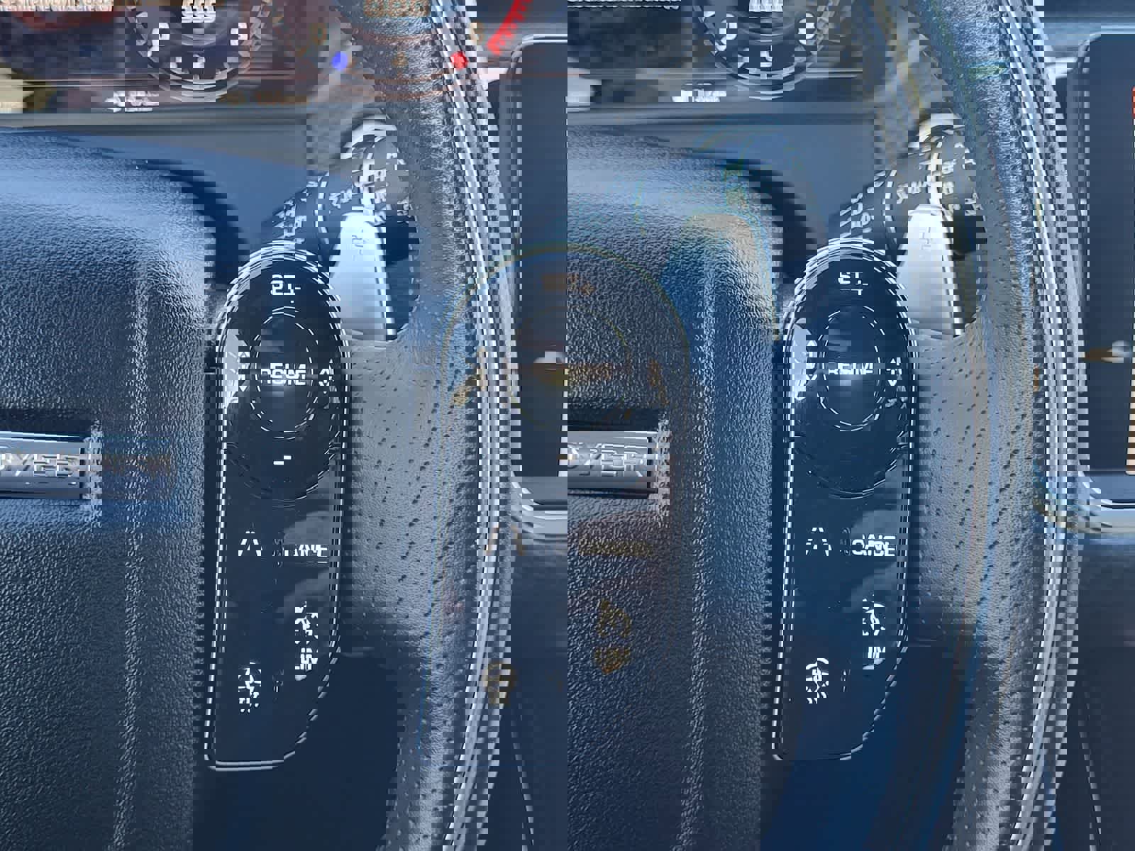 Used 2020 Land Rover Range Rover Velar R-Dynamic S image 20