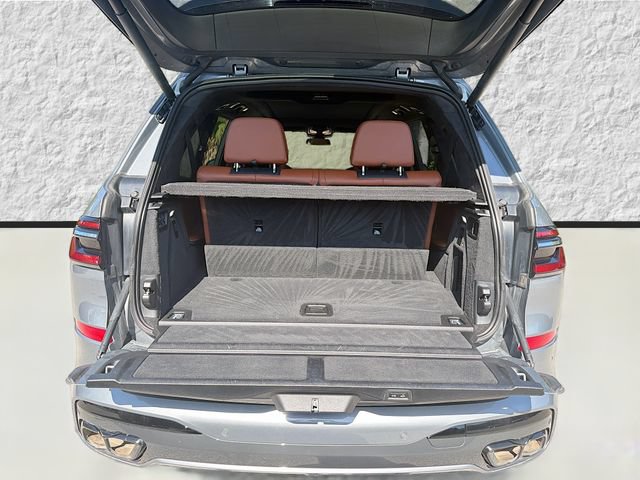 Used 2023 BMW X7 M60i w/ Executive Package AWD/4WD image 12