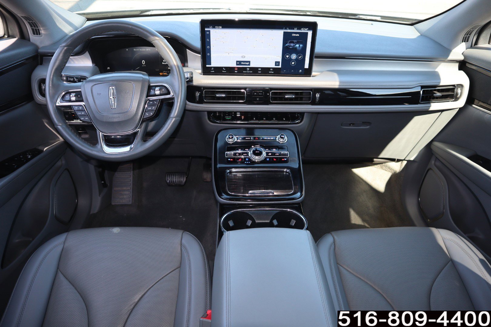 Used 2022 Lincoln Nautilus Reserve image 12