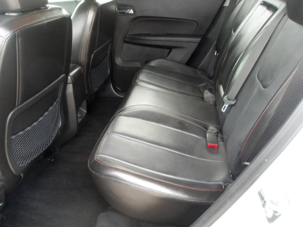 Used 2011 GMC Terrain SLT FWD image 17