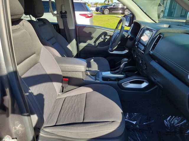 Used 2023 Nissan Frontier SV w/ Tow Package image 19