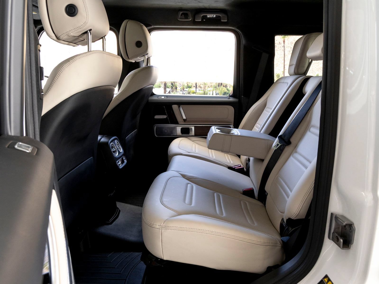 Used 2024 Mercedes-Benz G 550 image 19