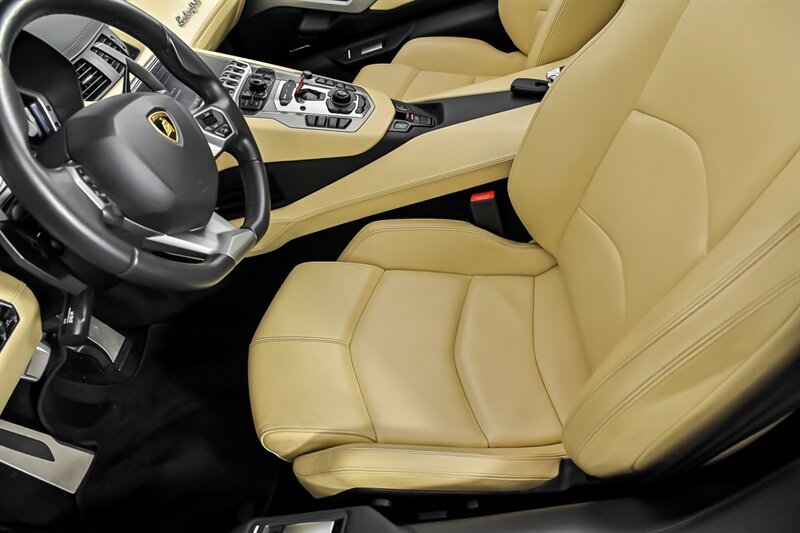 Used 2014 Lamborghini Aventador LP 700-4 AWD/4WD image 22