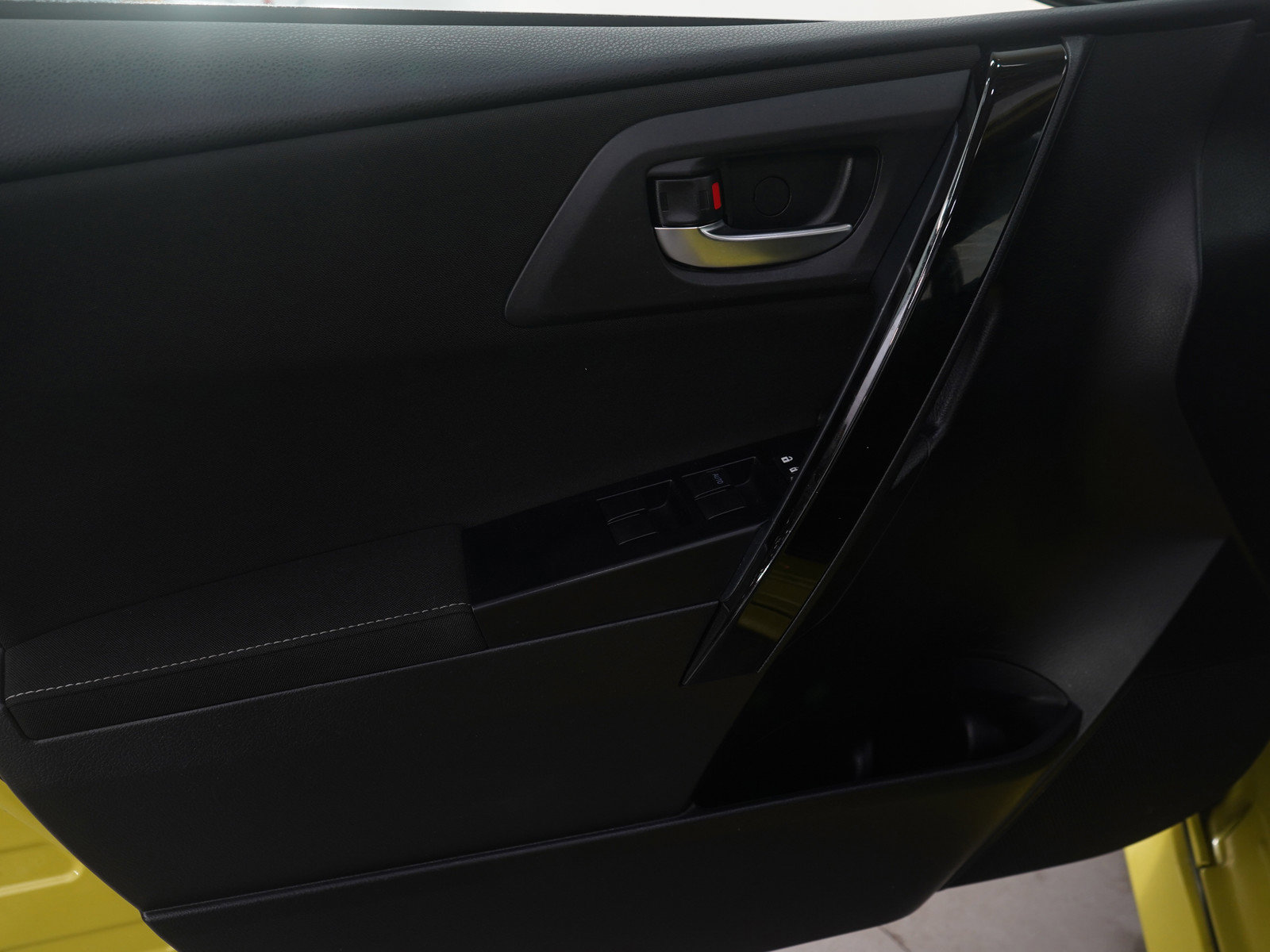 Used 2016 Scion iM image 23