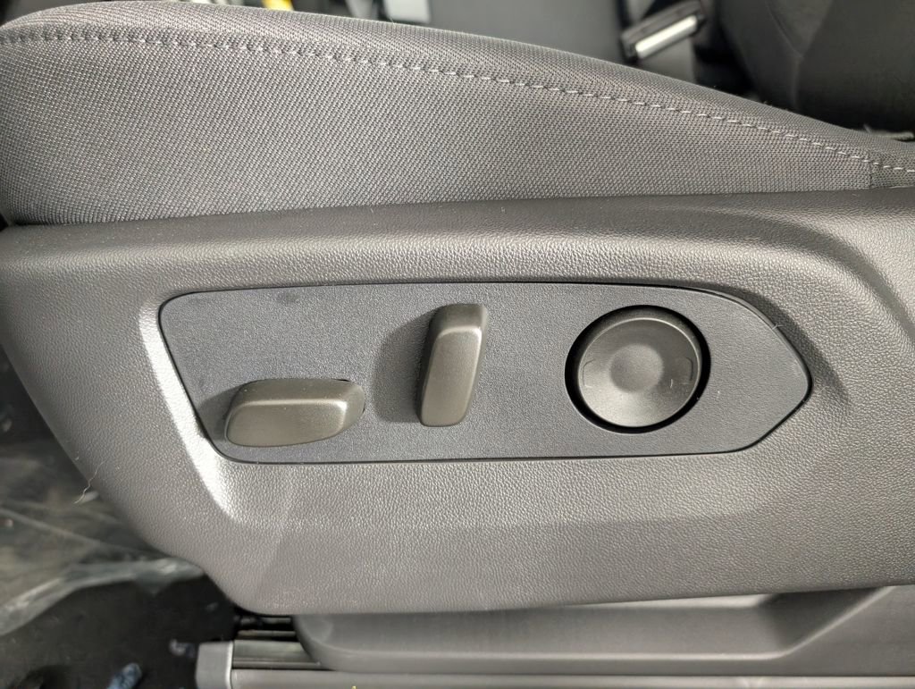 New 2026 Chevrolet Silverado 2500 Custom w/ Custom Value Package image 17