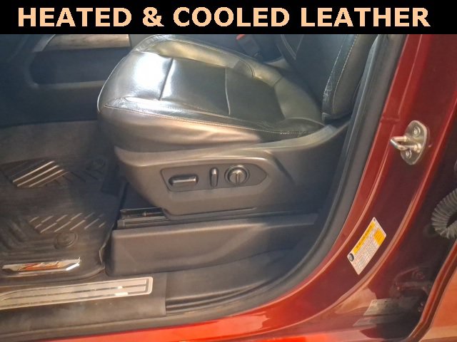 Used 2020 Chevrolet Silverado 1500 LTZ w/ LTZ Premium Package image 16