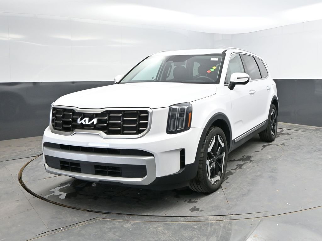 Used 2025 Kia Telluride S AWD/4WD image 5