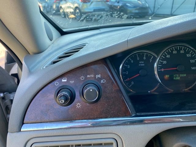 Used 2008 Buick LaCrosse CXL FWD image 18