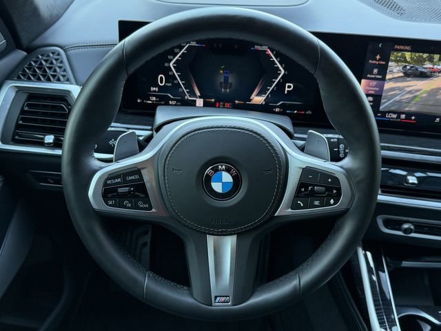 Used 2025 BMW X7 xDrive40i w/ M Sport Package AWD/4WD image 13