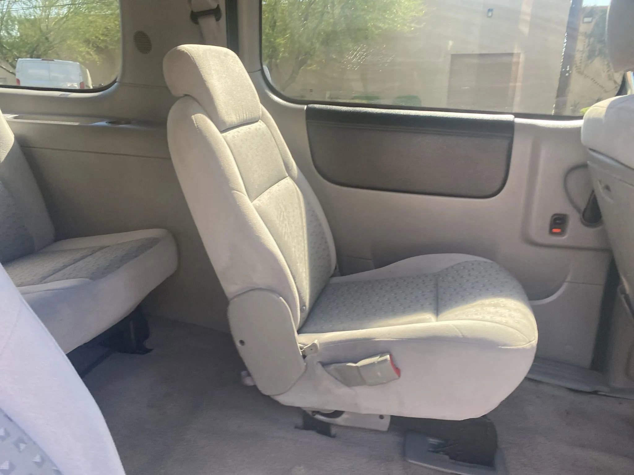 Used 2005 Chevrolet Uplander w/ Climate Package FWD image 29