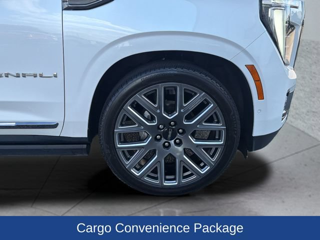 Certified 2025 GMC Yukon XL Denali Ultimate AWD/4WD image 30