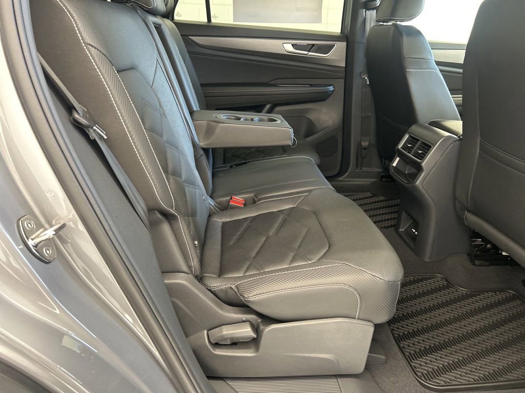 New 2026 Volkswagen Atlas Cross Sport SE AWD/4WD image 31