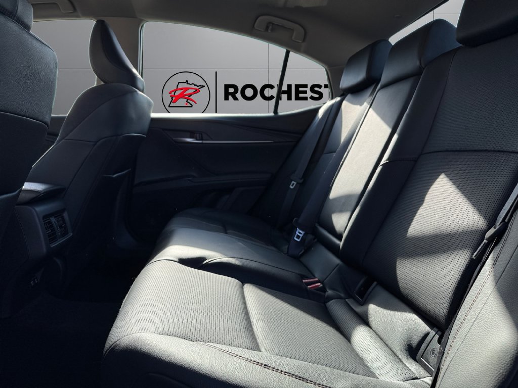 Used 2026 Toyota Camry XLE AWD/4WD image 16
