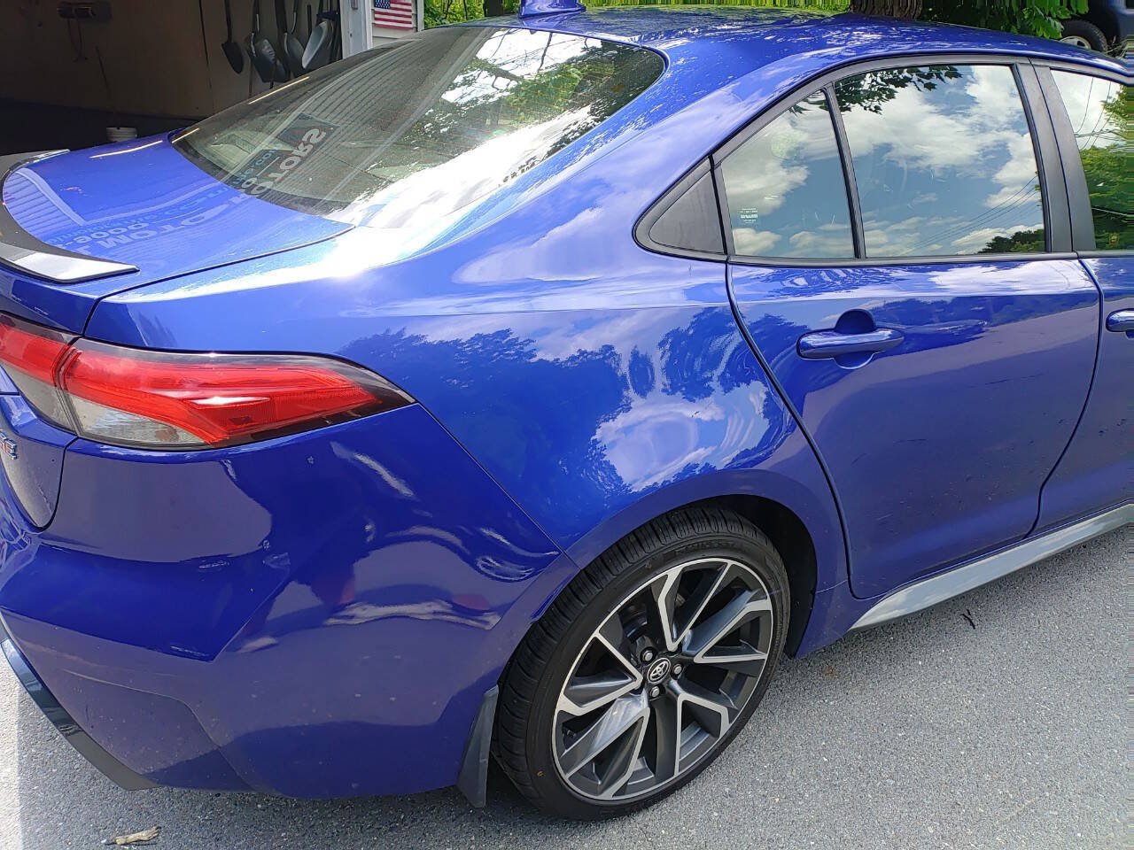 Used 2020 Toyota Corolla XSE FWD image 10