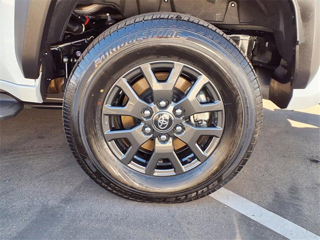 Used 2025 Toyota 4Runner SR5 image 7