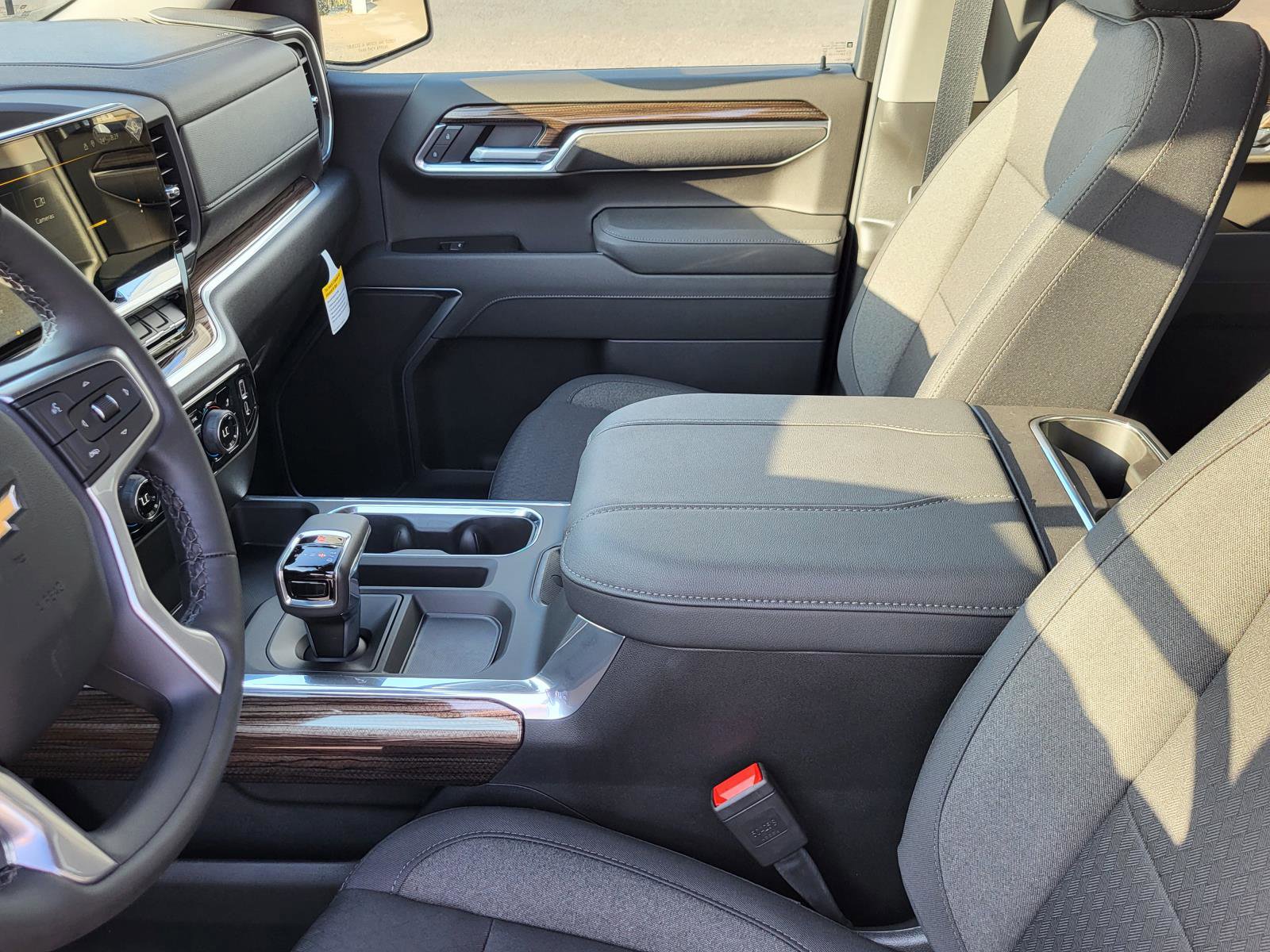 New 2026 Chevrolet Silverado 1500 LT image 18