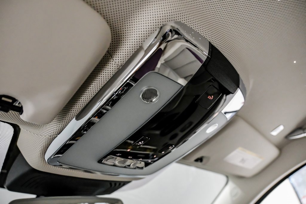 Used 2024 Rolls-Royce Ghost image 33