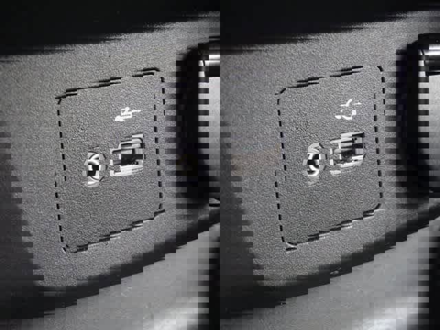 Used 2022 Nissan Rogue Sport S image 17