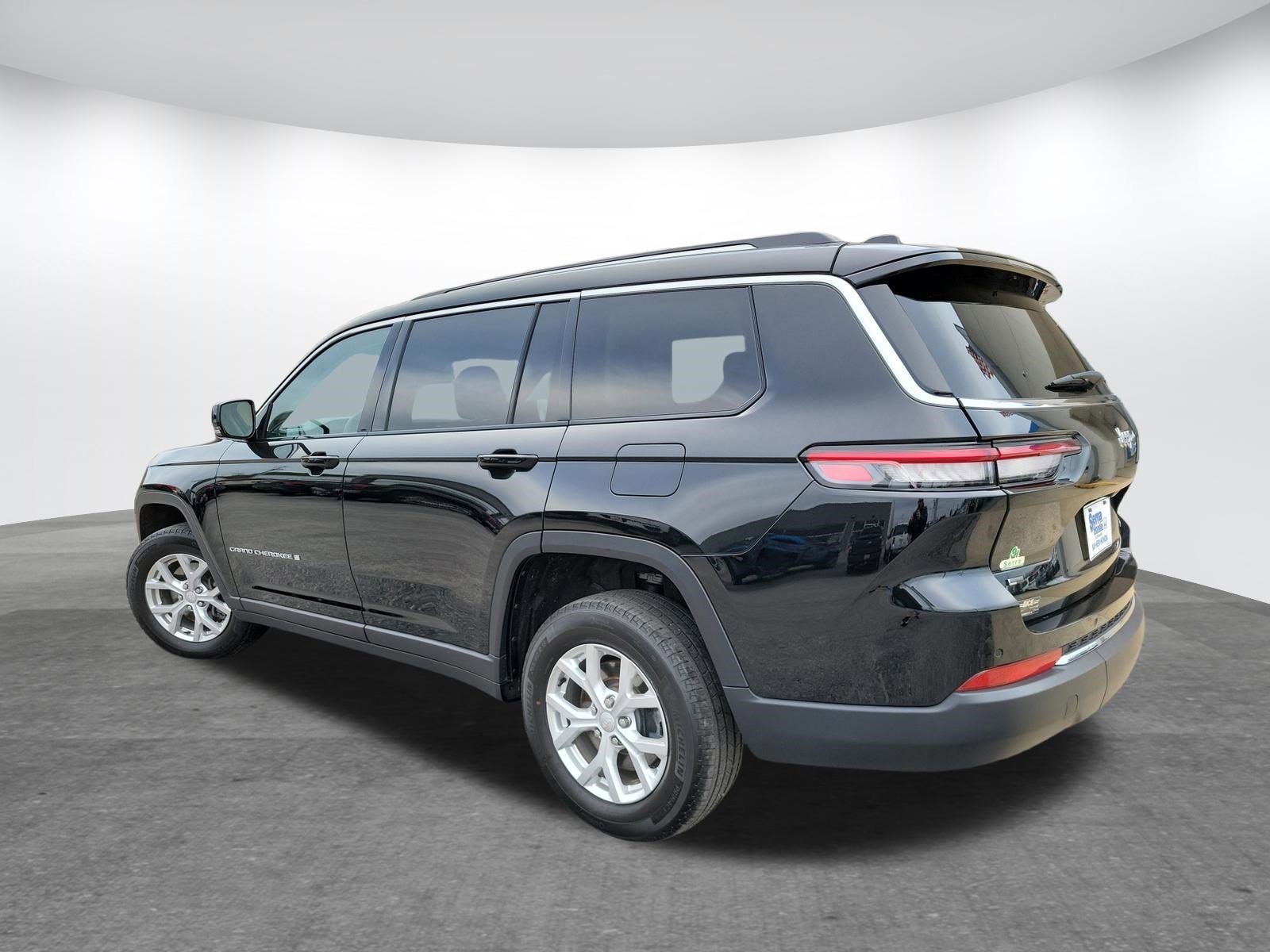 Used 2023 Jeep Grand Cherokee L Limited image 7