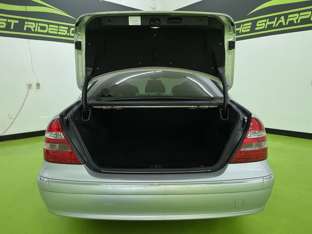 Used 2006 Mercedes-Benz E 500 4MATIC Sedan image 9