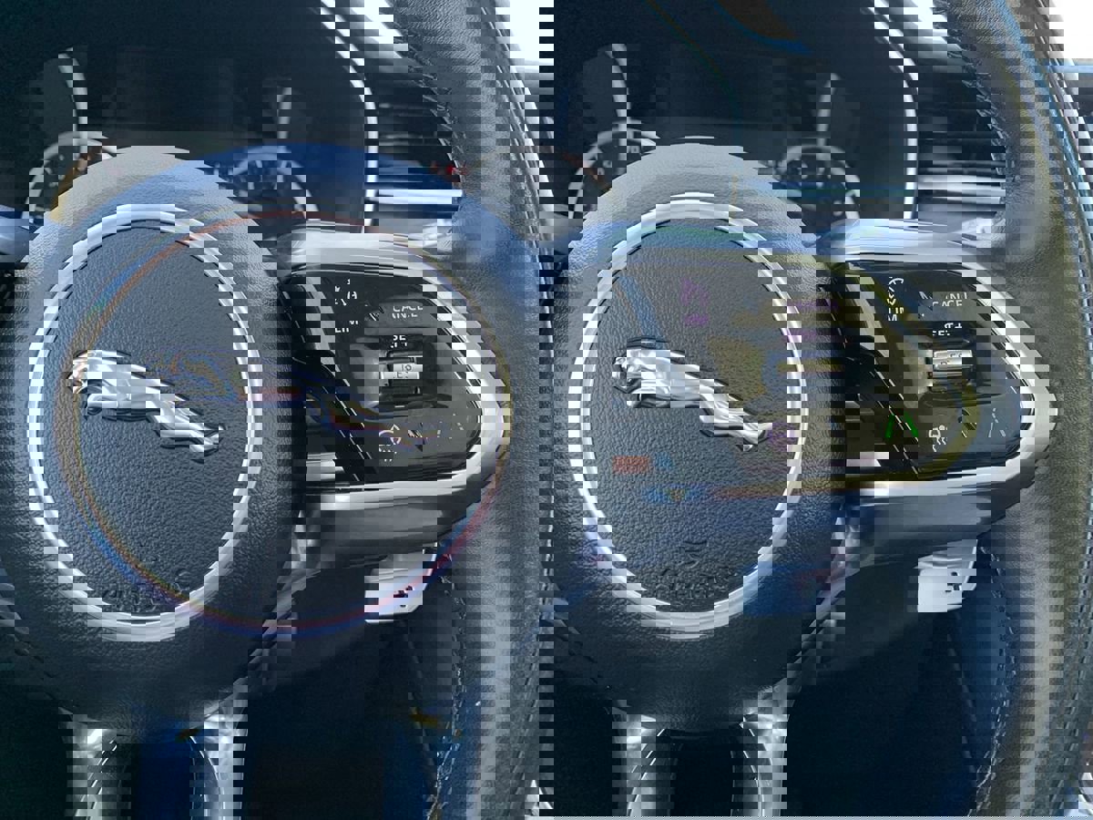 Used 2022 Jaguar F-PACE S image 19