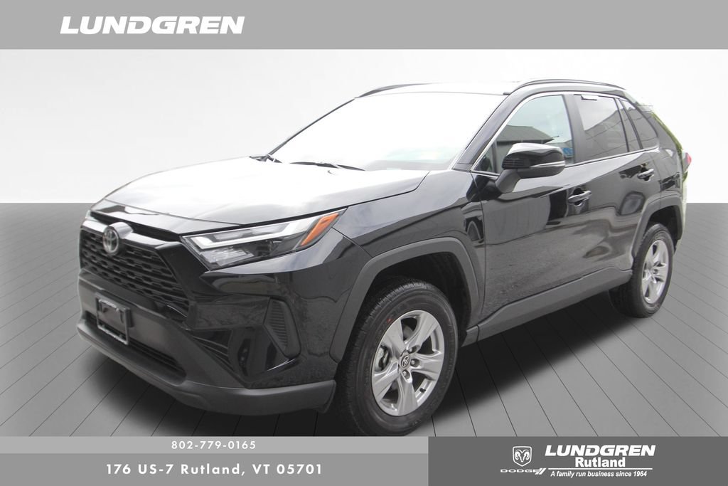 Used 2025 Toyota RAV4 XLE w/ Convenience Package AWD/4WD image 3
