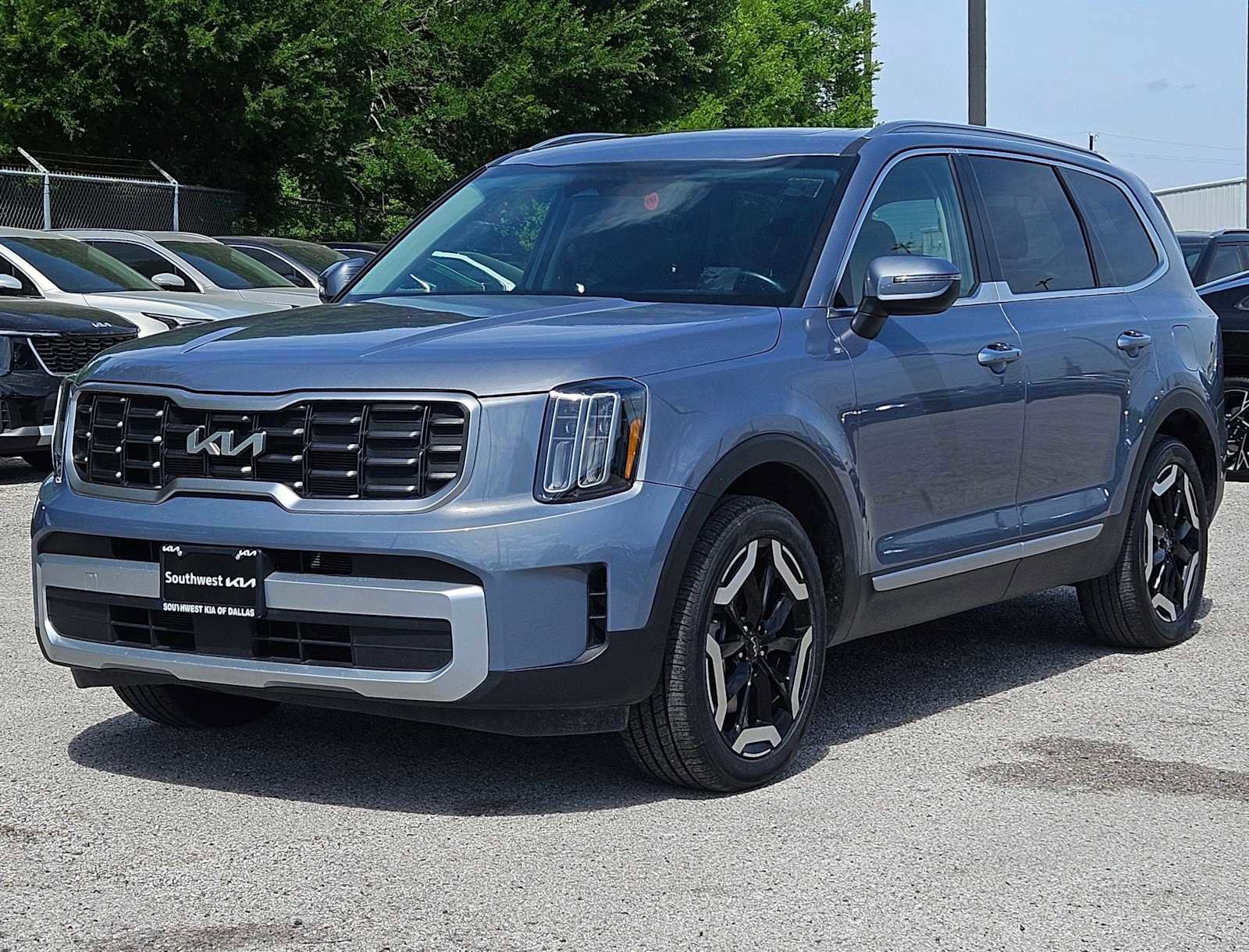 Used 2025 Kia Telluride S image 10