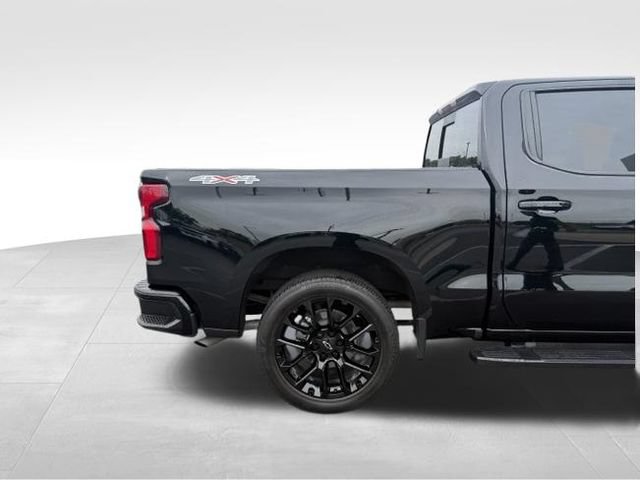 Used 2024 Chevrolet Silverado 1500 RST w/ Convenience Package II AWD/4WD image 4