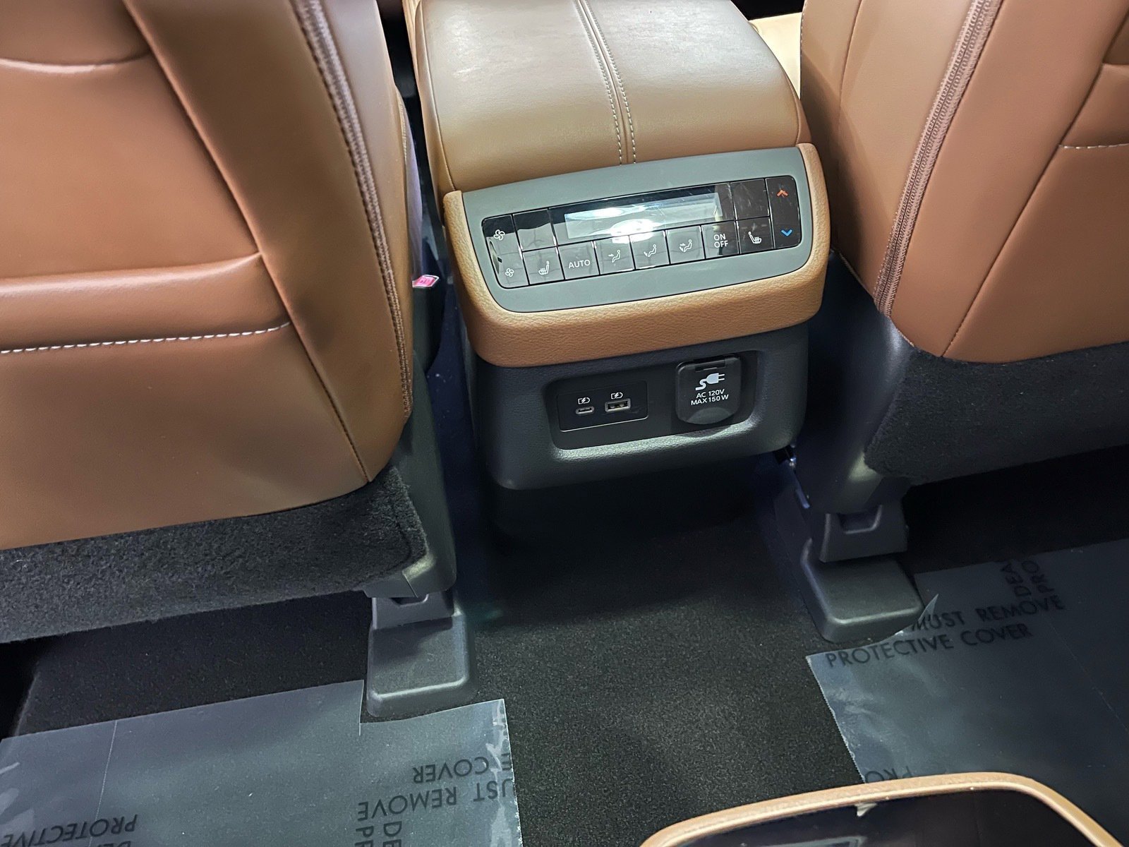 Used 2025 Nissan Pathfinder Platinum FWD image 30