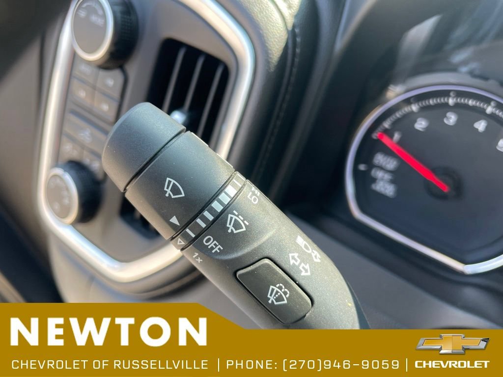 Used 2021 Chevrolet Silverado 1500 LT AWD/4WD image 16
