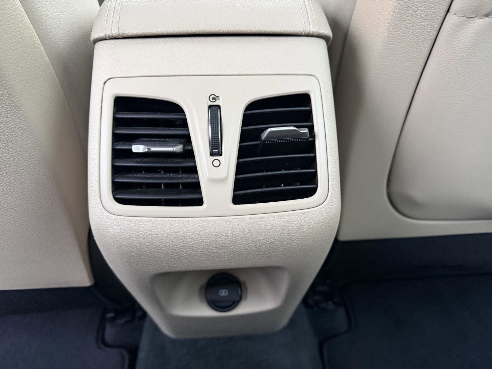 Used 2018 Hyundai Sonata Limited w/ Cargo Package image 19