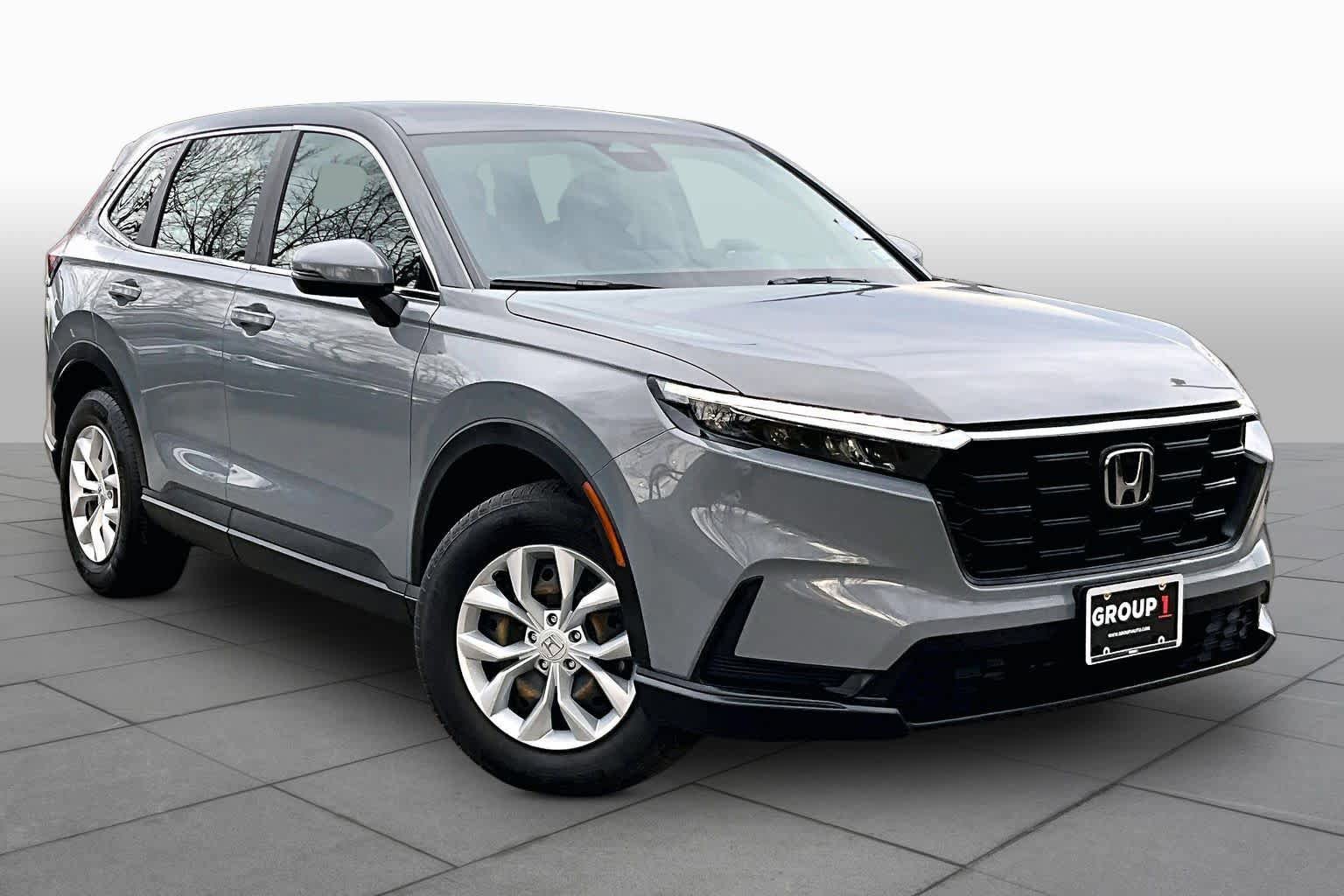 Used 2024 Honda CR-V LX image 3